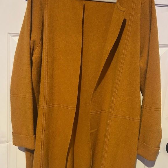 Rafaella Golden Knit Top - Picture 6 of 7